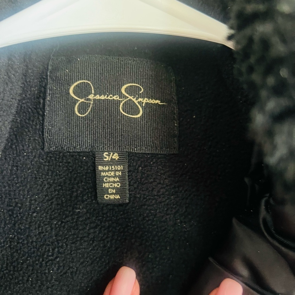 Like new Jessica Simpson black coat size 4 with faux fur cuffs and neck - Picture 5 of 6